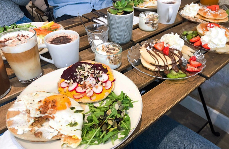 Вкусная еда в La Collation La Collation в Бордо