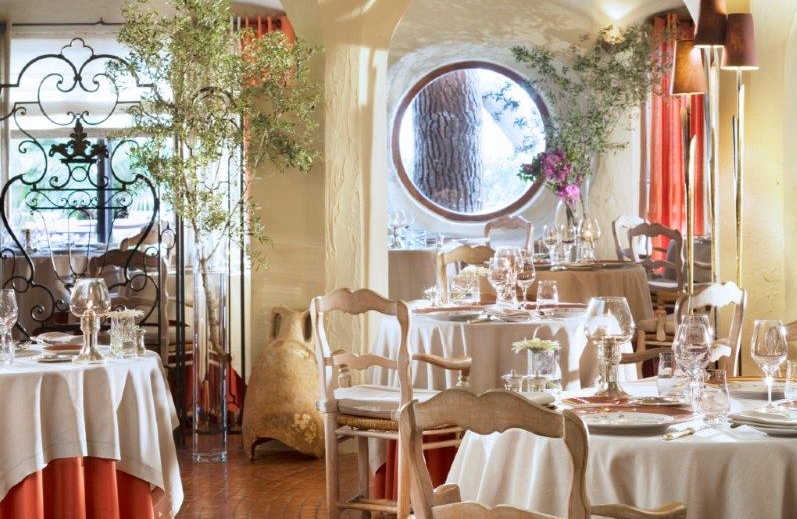 В ресторане La Table de Cala Rossa Интерьер La Table de Cala Rossa