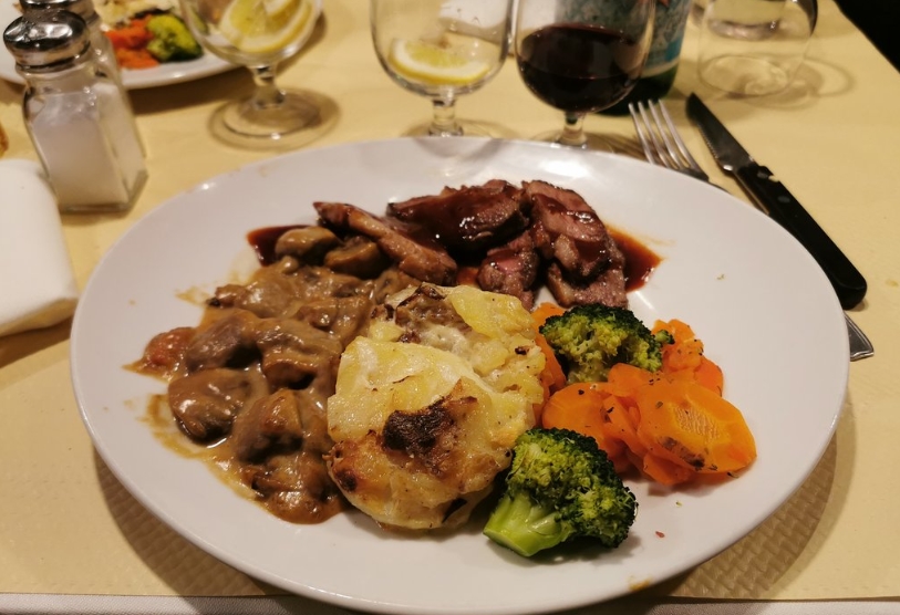 Говядина в Chez M’man Мясо в Chez M’man