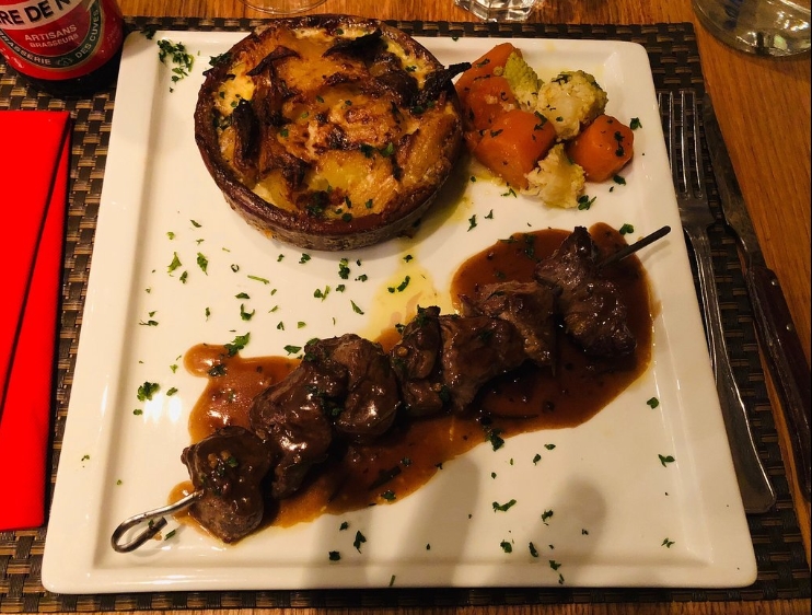Мясо из La Petite Idée Шашлычок из La Petite Idée